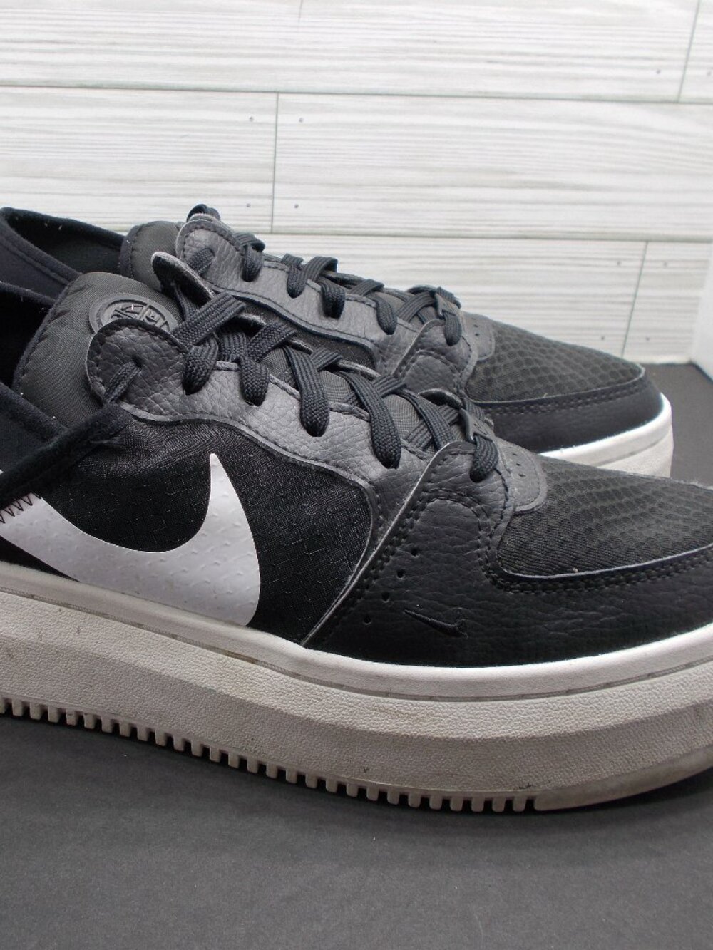 Nike Court Vision Alta Women's Size 11 Shoes CW6536-001